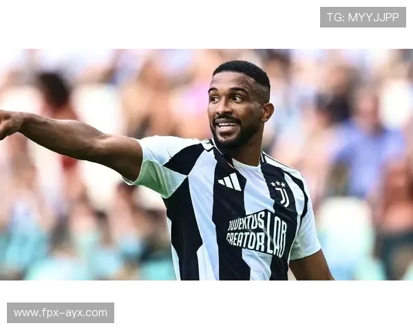 尤文后防新组合:布雷默与加蒂搭档亮相 尤文后防新组合:布雷默与加蒂搭档亮相